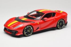 Ferrari 812 Competizione Rosso Corsa Cu Dungi Galbene Bburago 1:18 18-16915 Metal