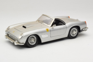 Ferrari California Cabriolet Argintiu Tonka 1:18 01109-S1 Metal