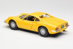 Ferrari Dino 246 GT Galben Anson 1:18 30301W Metal - imaginea 7 din 8