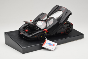 Ferrari Enzo Matt Black Ediție Limitată BBR 1:18 HE180029 Metal - imaginea 2 din 9