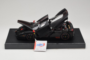 Ferrari Enzo Matt Black Ediție Limitată BBR 1:18 HE180029 Metal