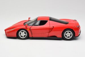 Ferrari Enzo Roșu Hot Wheels 1:18 56293 Metal - imaginea 4 din 8