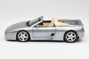 Ferrari F355 Spider Argintiu Hot Wheels 1:18 23907-M1 Metal - imaginea 4 din 8