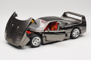Ferrari F40 Chrome Black Bburago 1:18 3401-B1 Metal - imaginea 2 din 8