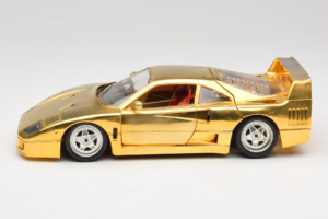 Ferrari F40 Chrome Gold Limited Edition 250 pcs Bburago 1:18 3332-G1 Metal - imaginea 4 din 8