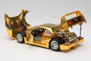 Ferrari F40 Chrome Gold Limited Edition 250 pcs Bburago 1:18 3332-G1 Metal - imaginea 5 din 8