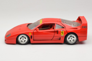 Ferrari F40 Club Deutschland Roșu Bburago 1:18 3032-L3 Metal - imaginea 4 din 8