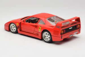 Ferrari F40 Club Deutschland Roșu Bburago 1:18 3032-L3 Metal - imaginea 7 din 8