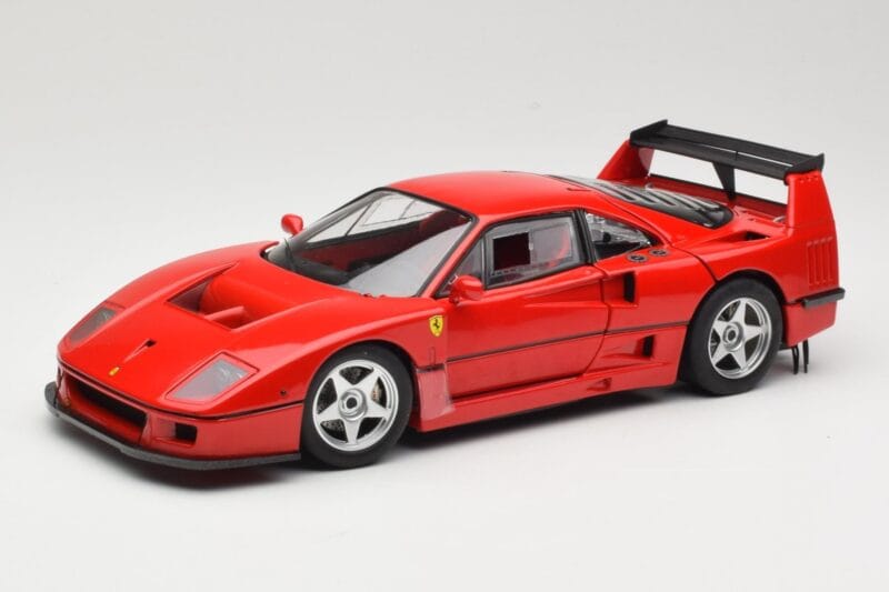 Ferrari F40 Competizione Test Version Roșu Hot Wheels 1:18 P9922 Metal