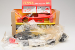 Ferrari F40 Roșu Model Kit Maisto 1:18 39822 Metal - imaginea 2 din 2