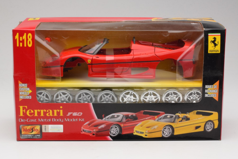 Ferrari F40 Roșu Model Kit Maisto 1:18 39822 Metal