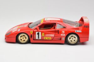 Ferrari F40 Evoluzione Bburago 1:18 3042 Metal - imaginea 4 din 8