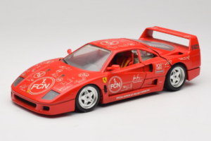 Ferrari F40 Evoluzione FC Nürnberg Special Edition Roșu Bburago 1:18 3042-FCN Metal