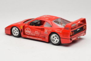 Ferrari F40 Evoluzione FC Nürnberg Special Edition Roșu Bburago 1:18 3042-FCN Metal - imaginea 7 din 8