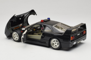Ferrari F40 Highway Patrol Negru Alb Bburago 1:18 3022-H1 Metal - imaginea 5 din 8