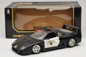 Ferrari F40 Highway Patrol Negru Alb Bburago 1:18 3022-H1 Metal - imaginea 8 din 8