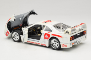 Ferrari F40 Kart-o-Mania Alb Bburago 1:18 3332-W3 Metal - imaginea 5 din 8