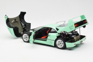 Ferrari F40 Verde Mentă Kyosho 1:18 08416MG Metal - imaginea 7 din 10