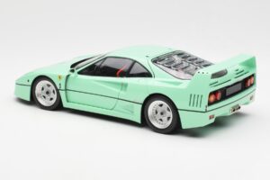 Ferrari F40 Verde Mentă Kyosho 1:18 08416MG Metal - imaginea 9 din 10