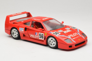 Ferrari F40 #56 Pilot Roșu 1987 Bburago 1:18 3332-P2 Metal - imaginea 6 din 8