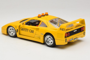 Ferrari F40 Safety Car Galben Bburago 1:18 3032-Y2 Metal - imaginea 7 din 8