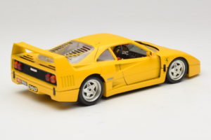 Ferrari F40 Galben Bburago 1:18 3032-Y1 Metal - imaginea 3 din 8
