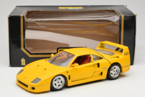 Ferrari F40 Galben Bburago 1:18 3032-Y1 Metal - imaginea 8 din 8