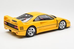 Ferrari F40 Galben GT Spirit 1:18 GT839 Rășină - imaginea 2 din 6