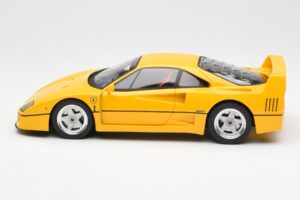 Ferrari F40 Galben GT Spirit 1:18 GT839 Rășină - imaginea 3 din 6