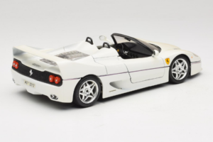Ferrari F50 Cabriolet Alb Bburago 1:18 3352-W1 Metal - imaginea 3 din 8