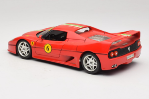 Ferrari F50 Coupe #6 Roșu cu Drapel Italian Bburago 1:18 3382-P1 Metal - imaginea 7 din 8
