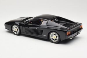 Ferrari F512M Negru Hot Wheels 1:18 23922 Metal - imaginea 7 din 8