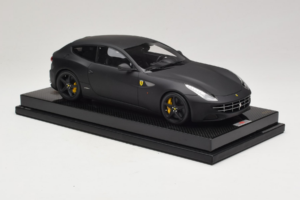 Ferrari FF Matte Black MR Collection 1:18 FERR04CAL Rășină - imaginea 4 din 7