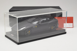 Ferrari FF Matte Black MR Collection 1:18 FERR04CAL Rășină - imaginea 6 din 7