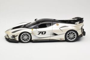 Ferrari FXX-K Evo #70 Alb Bburago 1:18 18-16012 Metal - imaginea 4 din 8