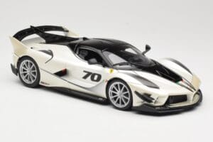 Ferrari FXX-K Evo #70 Alb Bburago 1:18 18-16012 Metal - imaginea 6 din 8