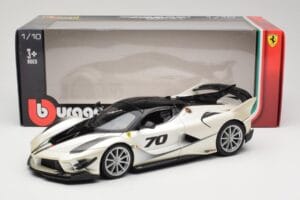 Ferrari FXX-K Evo #70 Alb Bburago 1:18 18-16012 Metal - imaginea 8 din 8