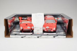 Ferrari Gift Set 250 Testa Rossa & 250 GTO Roșu Bburago 1:18 GC002 Metal