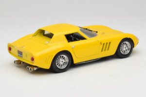 Ferrari 250 GTO Galben Guiloy 1:18 67525 Metal - imaginea 3 din 8