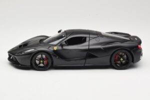 Ferrari LaFerrari F150 Matte Black Bburago 1:18 18-16901BK Metal - imaginea 4 din 8