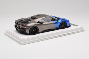 Ferrari SF90 Novitec Blue Grey Metallic IVY 1:18 REMC029 Rășină - imaginea 3 din 7
