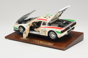 Ferrari Testarossa Italia 90 Alb Bburago 1:18 3059-W1 Metal - imaginea 5 din 8