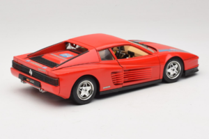 Ferrari Testarossa PPG Auto Refinish Roșu Bburago 1:18 3039-P3 Metal - imaginea 3 din 8