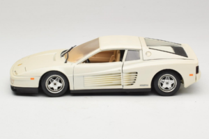 Ferrari Testarossa Alb Bburago 1:18 3019-W1 Metal - imaginea 4 din 8
