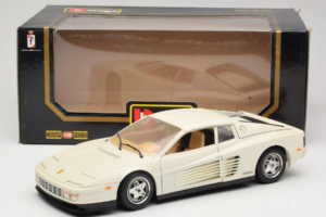 Ferrari Testarossa Alb Bburago 1:18 3019-W1 Metal - imaginea 8 din 8