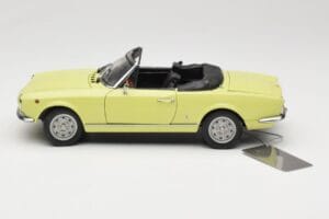 Fiat 124 Spider BS1 Galben Sun Star 1:18 4921 Metal - imaginea 4 din 8