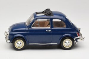 Fiat 500 L Albastru Bburago 1:18 3327 Metal - imaginea 4 din 8