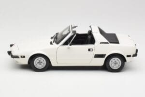 Fiat X1/9 Alb Minichamps 1:18 100121685 Metal - imaginea 4 din 8