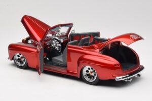 Ford Cabriolet Red Metallic Road Signature 1:18 30028 Metal - imaginea 5 din 8