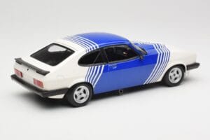 Ford Capri Mk2 3.0 Alb cu Dungi Albastre Minichamps 1:18 155788600 Metal - imaginea 2 din 6